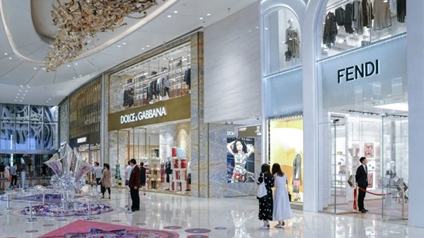 Gucci新创意总监首秀观看量破5700万；贵人鸟将关停运动鞋服业务